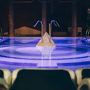 فندق فندق كليوباترا سبا, يوريت دي مار